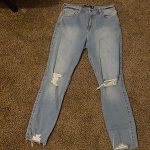Hollister curvy high rise crop super skinny jeans